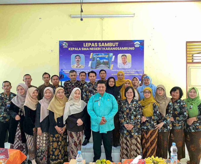 LEPAS SAMBUT KEPALA SMA NEGERI 1 KARANGSAMBUNG